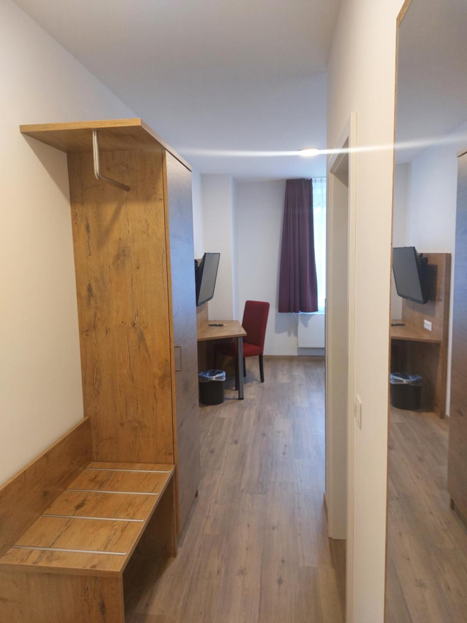 Hotel Stern Герстхофен Екстериор снимка