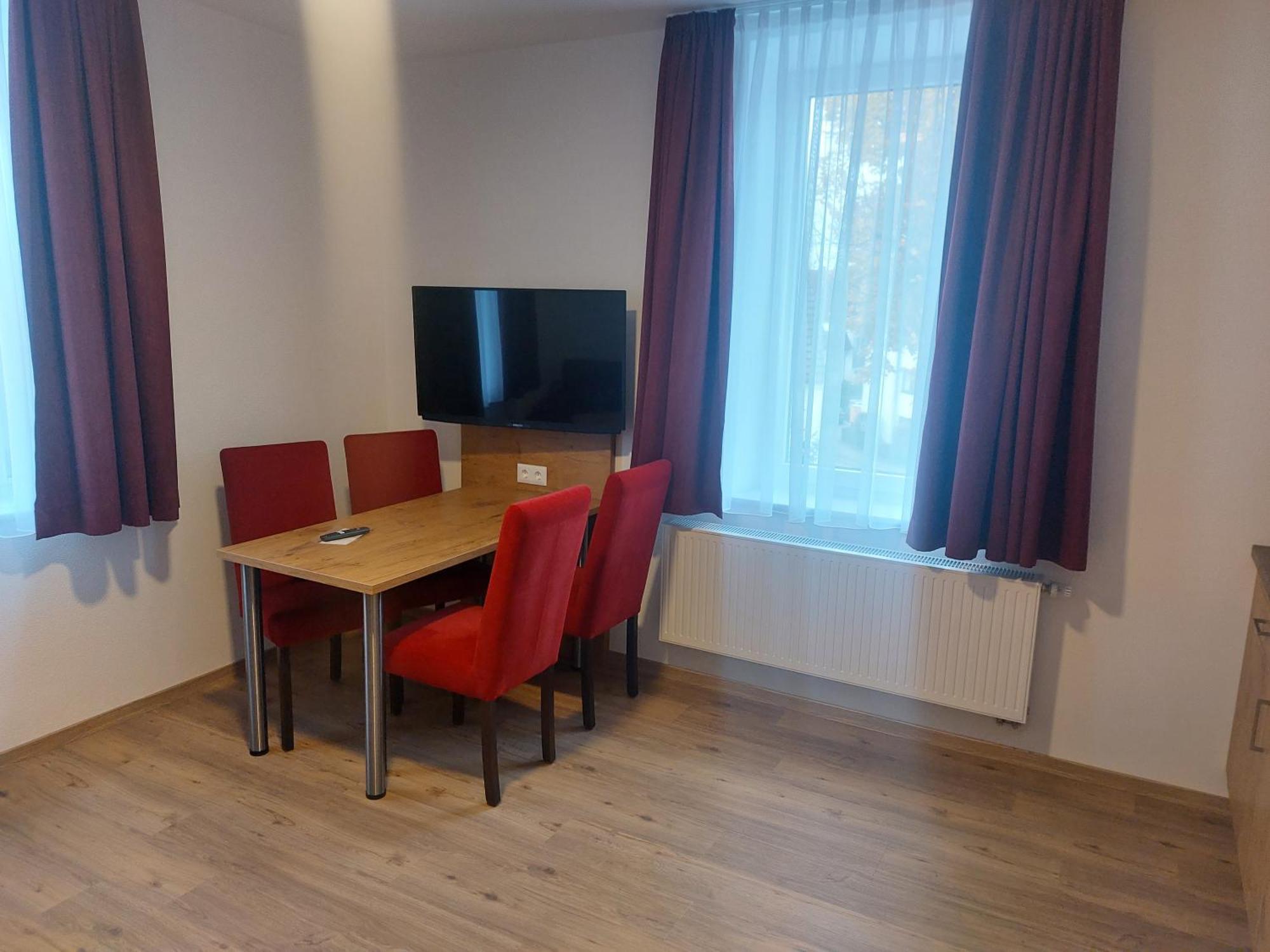 Hotel Stern Герстхофен Екстериор снимка