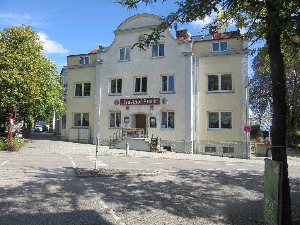 Hotel Stern Герстхофен Екстериор снимка