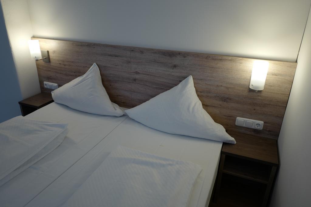 Hotel Stern Герстхофен Екстериор снимка